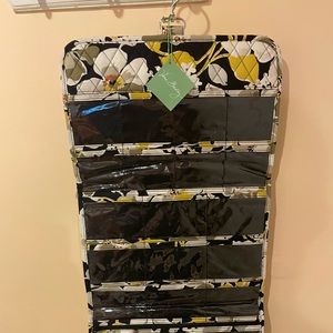 NWT Vera Bradley Keep It Up Hanging Organizer